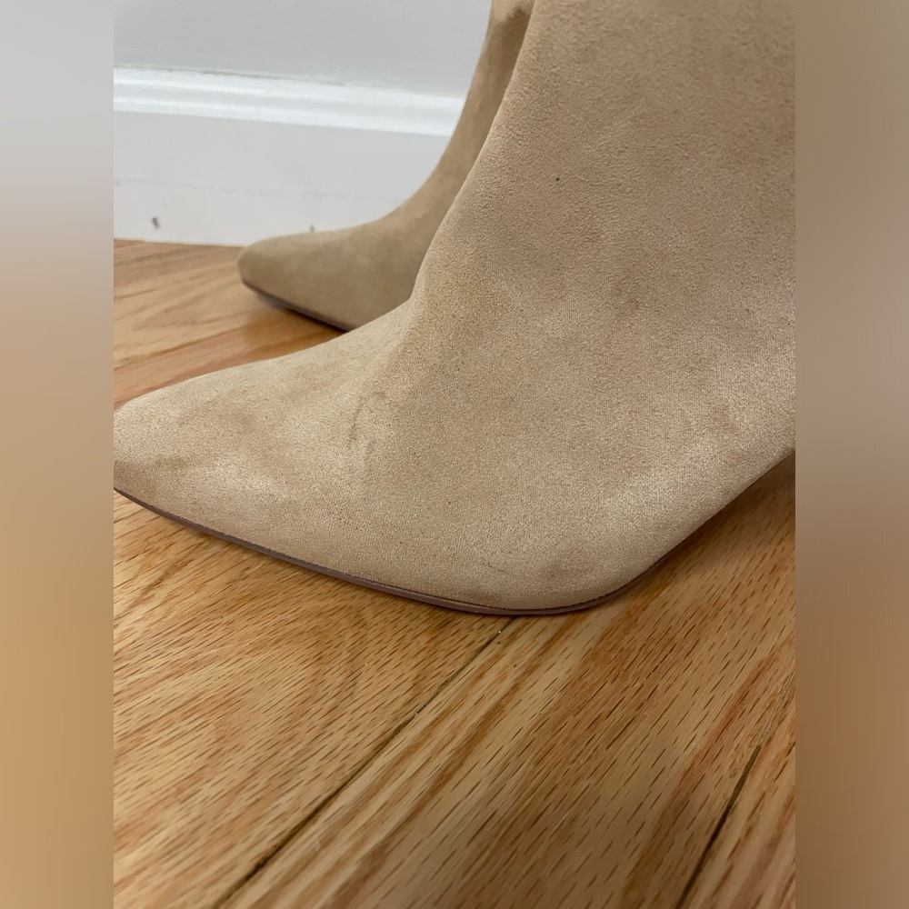 Banana Republic Slouchy Suede High Heel Boot, Biscotti, Size 7, NWT - Picture 4 of 12